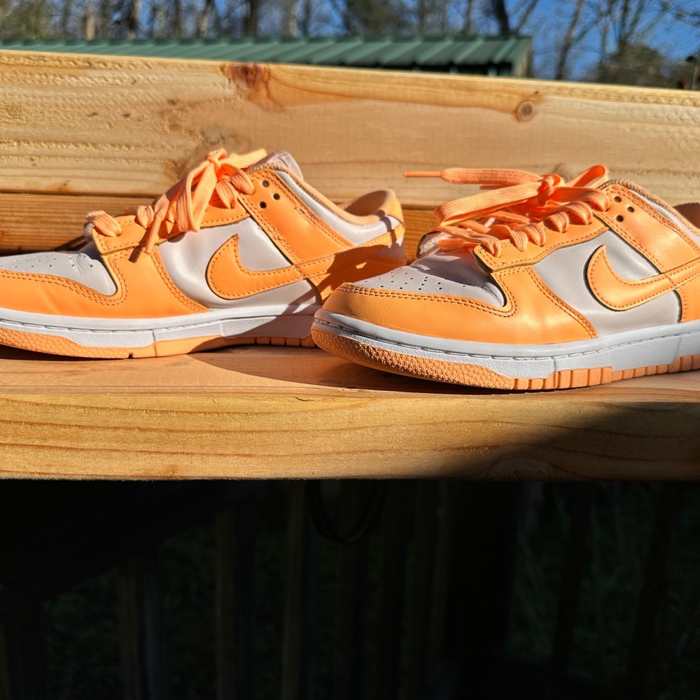 Gently Used Women’s Nike Dunk Low Peach Cream Size 6.5
